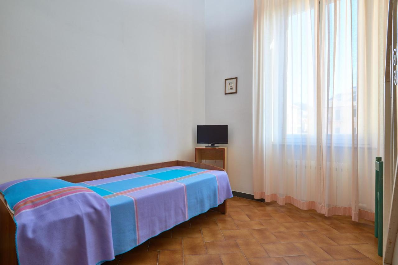 Hotel Garibaldi Finale Ligure Extérieur photo