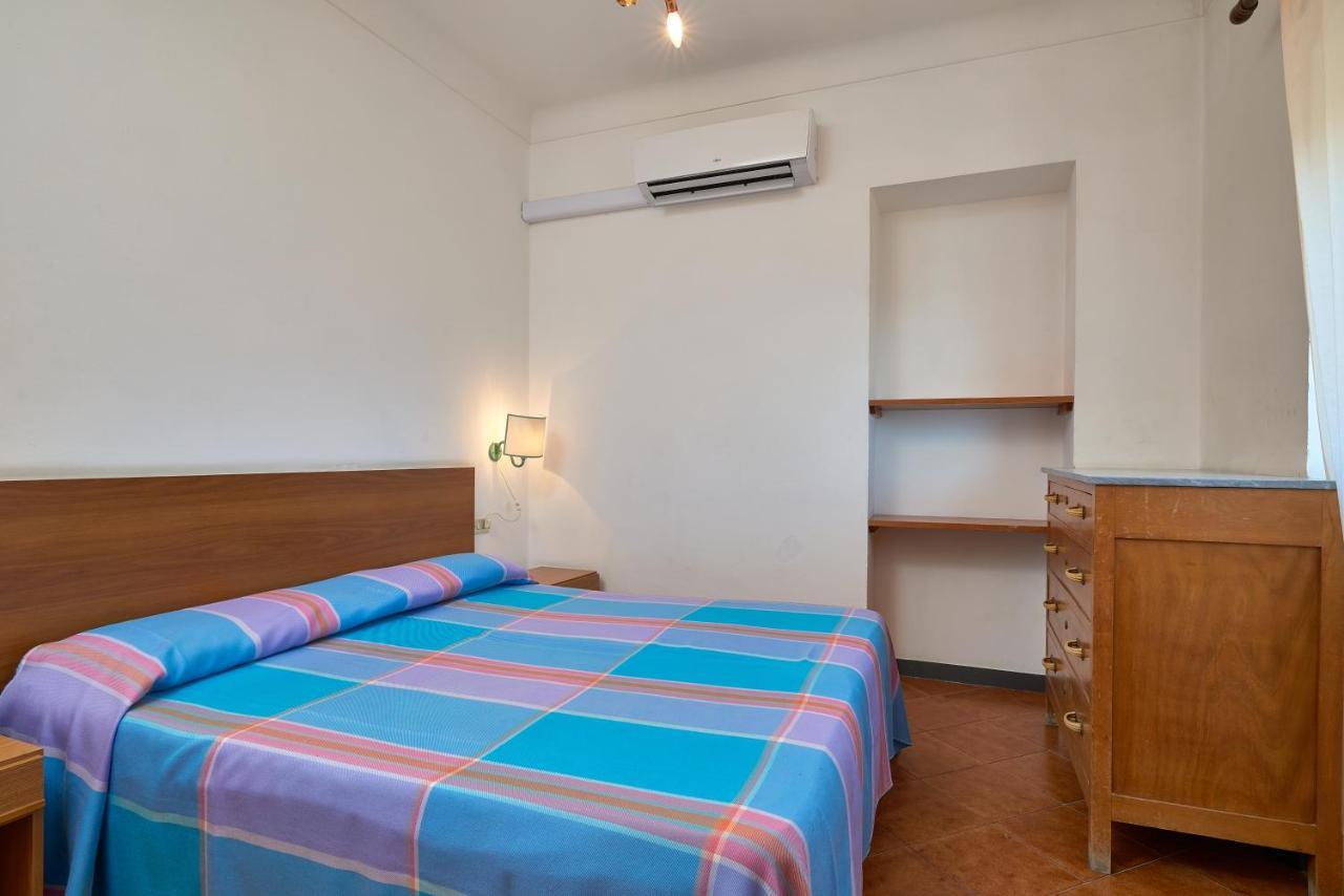 Hotel Garibaldi Finale Ligure Extérieur photo