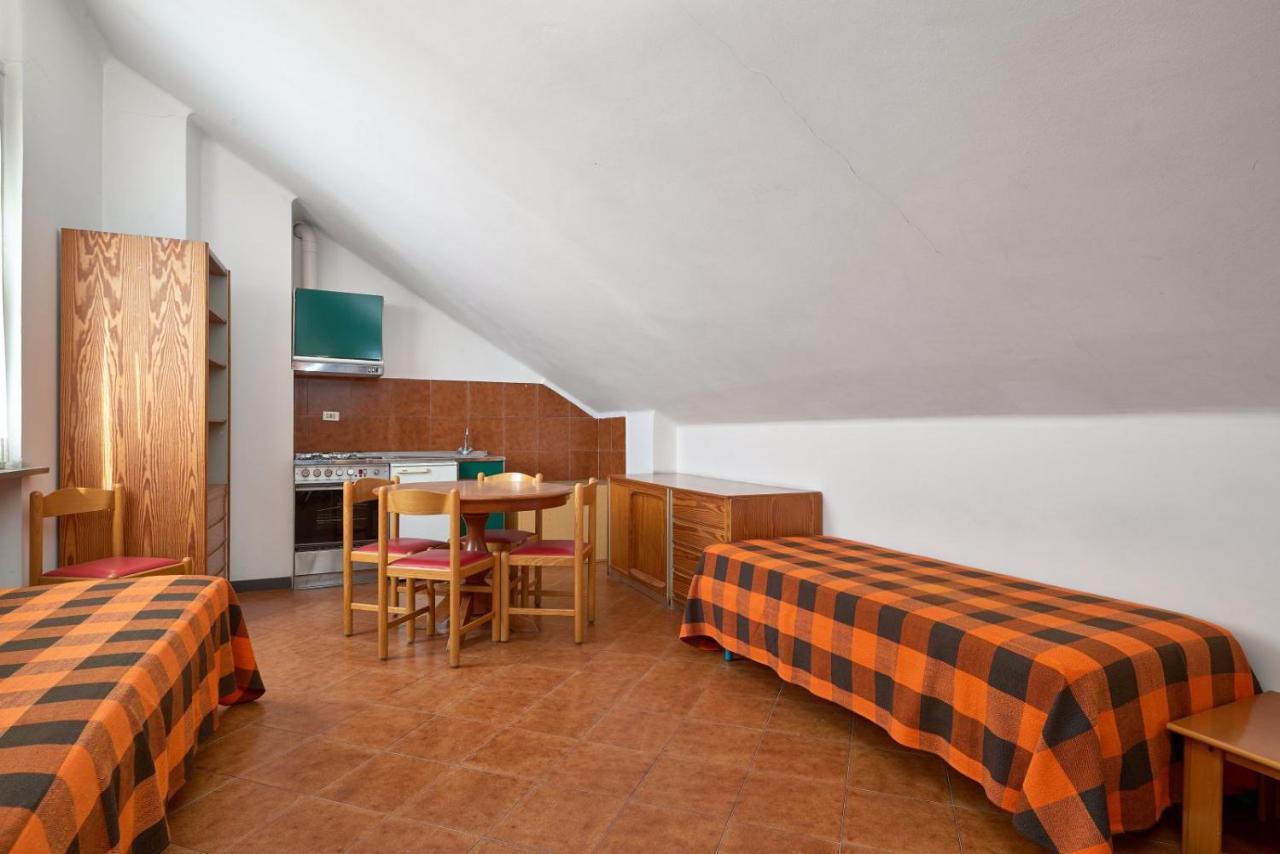 Hotel Garibaldi Finale Ligure Extérieur photo