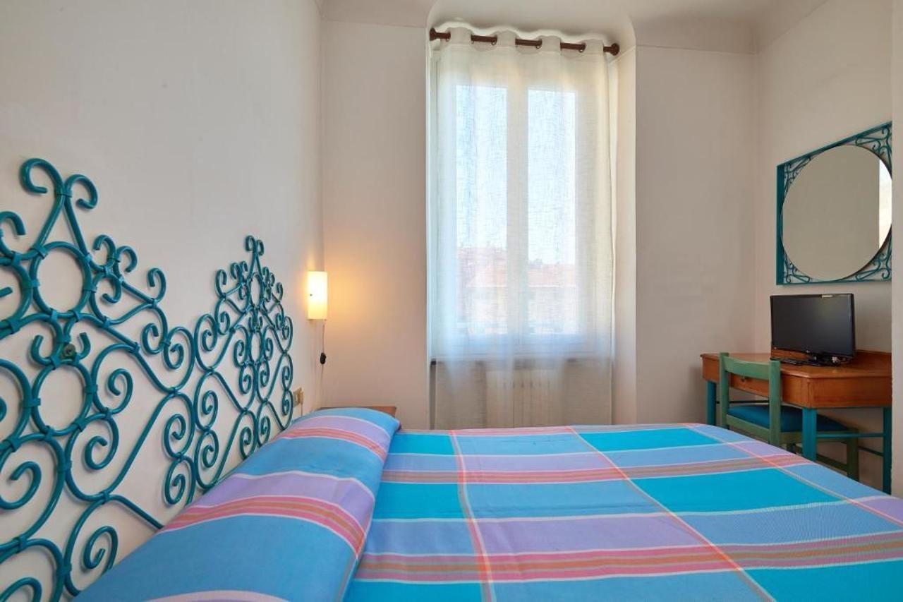 Hotel Garibaldi Finale Ligure Extérieur photo